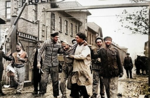 27 gennaio 1945, le truppe dell’Armata Rossa liberano il campo di concentramento di Auschwitz